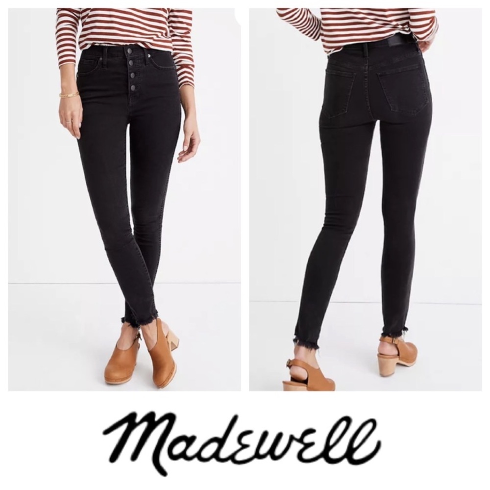 NWOT Black Button-Fly Hi Rise Skinny Jeans